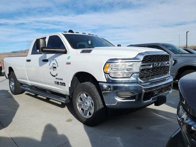 2019 RAM 3500 4X4 Tradesman 4DR Crew Cab 8 FT. LB SRW Pickup