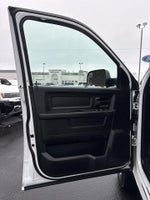 2021 3500 Thumbnail 14