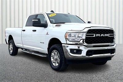 2024 RAM 3500 4X4 Big Horn 4DR Crew Cab 8 FT. LB SRW Pickup