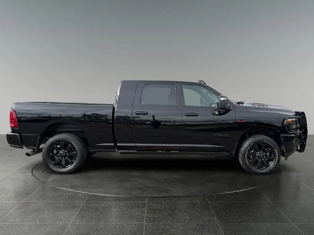 2026 Ram 3500 - $81,094