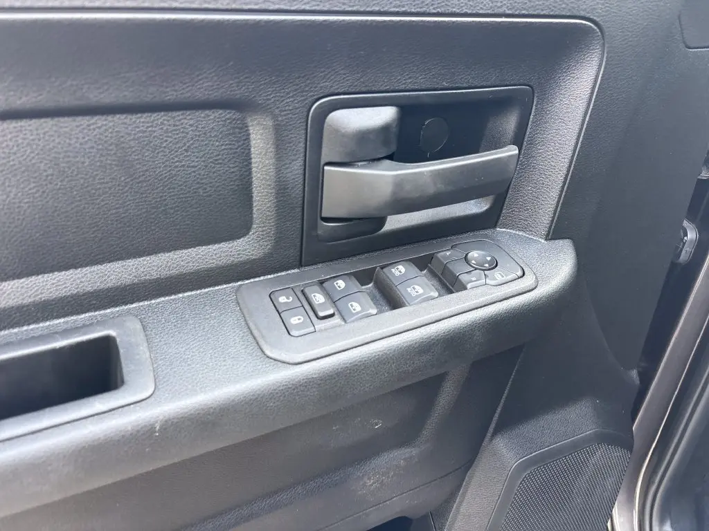 2025 Ram 2500 - $54,001