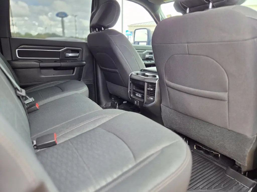 2025 Ram 2500 - $52,627