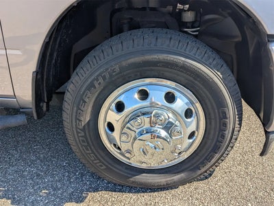 2019 RAM 3500 4X2 Lone Star 4DR Crew Cab 8 FT. LB DRW Pickup