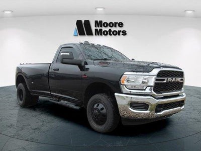 2023 RAM 3500 4X4 Tradesman 2DR Regular Cab 8 FT. LB DRW Pickup