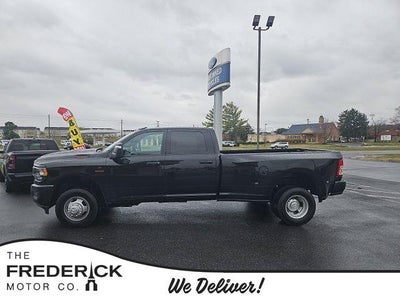 2024 RAM 3500 4X4 Tradesman 4DR Crew Cab 8 FT. LB DRW Pickup