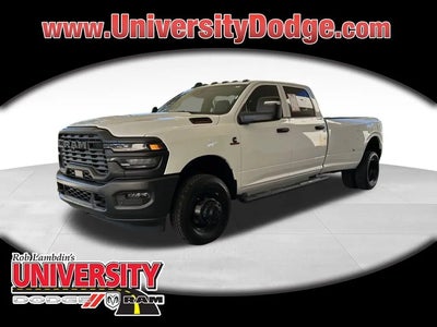 Photo of a 2026 RAM 3500 4X4 Tradesman 4DR Crew Cab 8 FT. LB DRW Pickup for sale