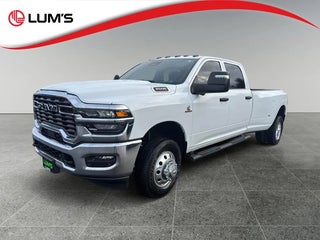 2025 Ram 3500 with Bright White Clearcoat Exterior
