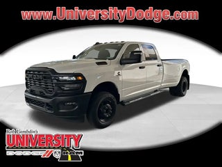 2025 Ram 3500 with Bright White Clearcoat Exterior