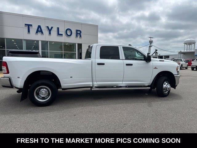 2024 Ram 3500 - $39,900