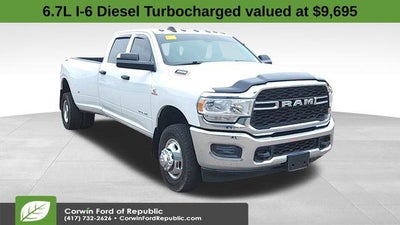 2022 RAM 3500 4X4 Tradesman 4DR Crew Cab 8 FT. LB DRW Pickup