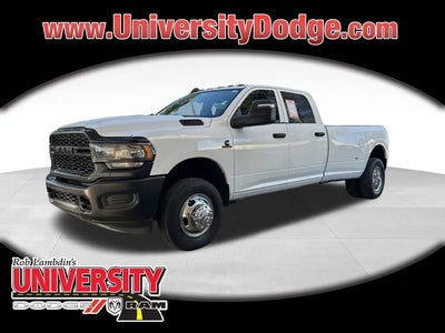 2023 RAM 3500 4X4 Tradesman 4DR Crew Cab 8 FT. LB DRW Pickup