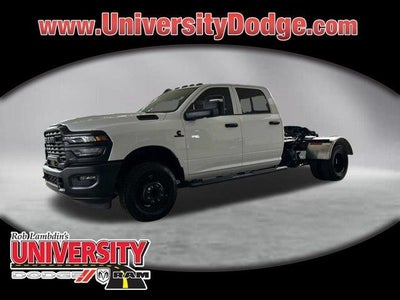 Photo of a 2025 Ram 3500 4X4 Tradesman 4DR Crew Cab 8 FT. LB DRW Pickup for sale