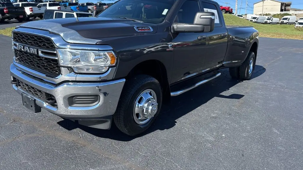 2024 Ram 3500 Tradesman