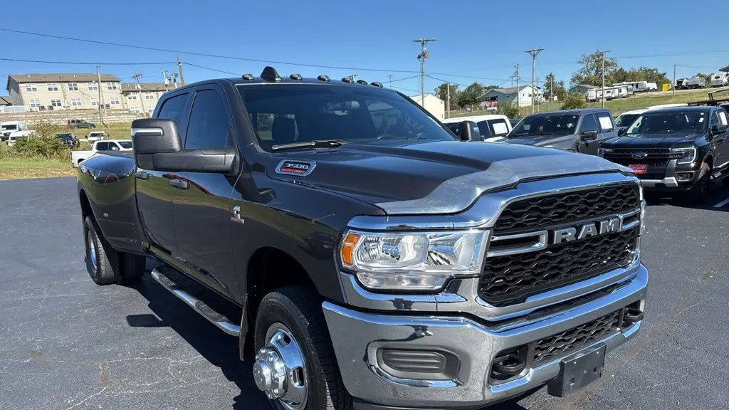 2024 Ram 3500 Tradesman