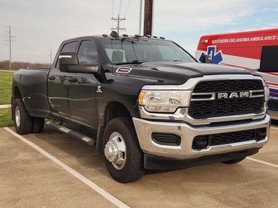 2024 RAM 3500 4X4 Tradesman 4DR Crew Cab 8 FT. LB DRW Pickup