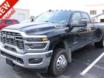 Photo of a 2025 RAM 3500 4X4 Big Horn 4DR Crew Cab 8 FT. LB DRW Pickup for sale