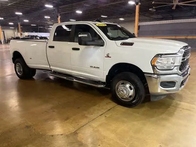 2024 RAM 3500 4X4 Big Horn 4DR Crew Cab 8 FT. LB DRW Pickup