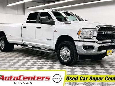 Photo of a 2024 RAM 3500 4X4 Big Horn 4DR Crew Cab 8 FT. LB DRW Pickup for sale