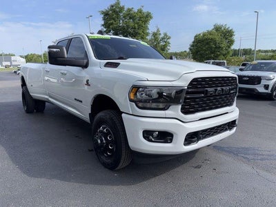2024 RAM 3500 4X4 Big Horn 4DR Crew Cab 8 FT. LB DRW Pickup