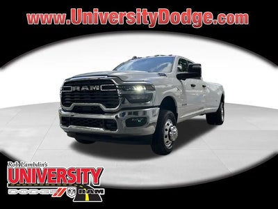 Photo of a 2026 Ram 3500 4X4 Lone Star 4DR Crew Cab 8 FT. LB DRW Pickup for sale