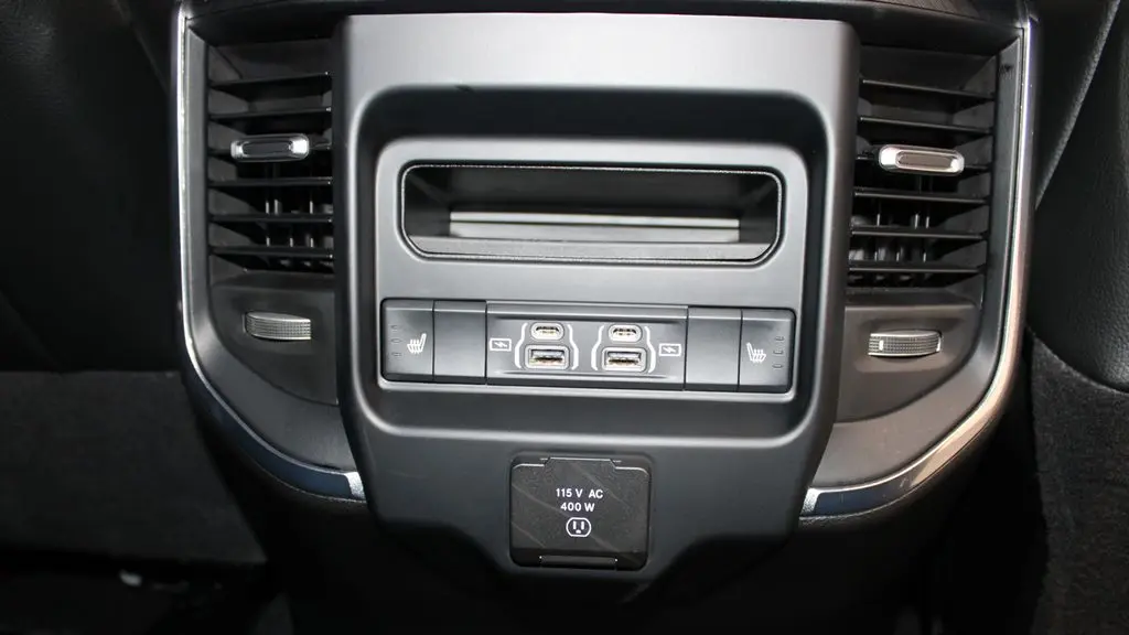 2024 Ram 3500 Laramie