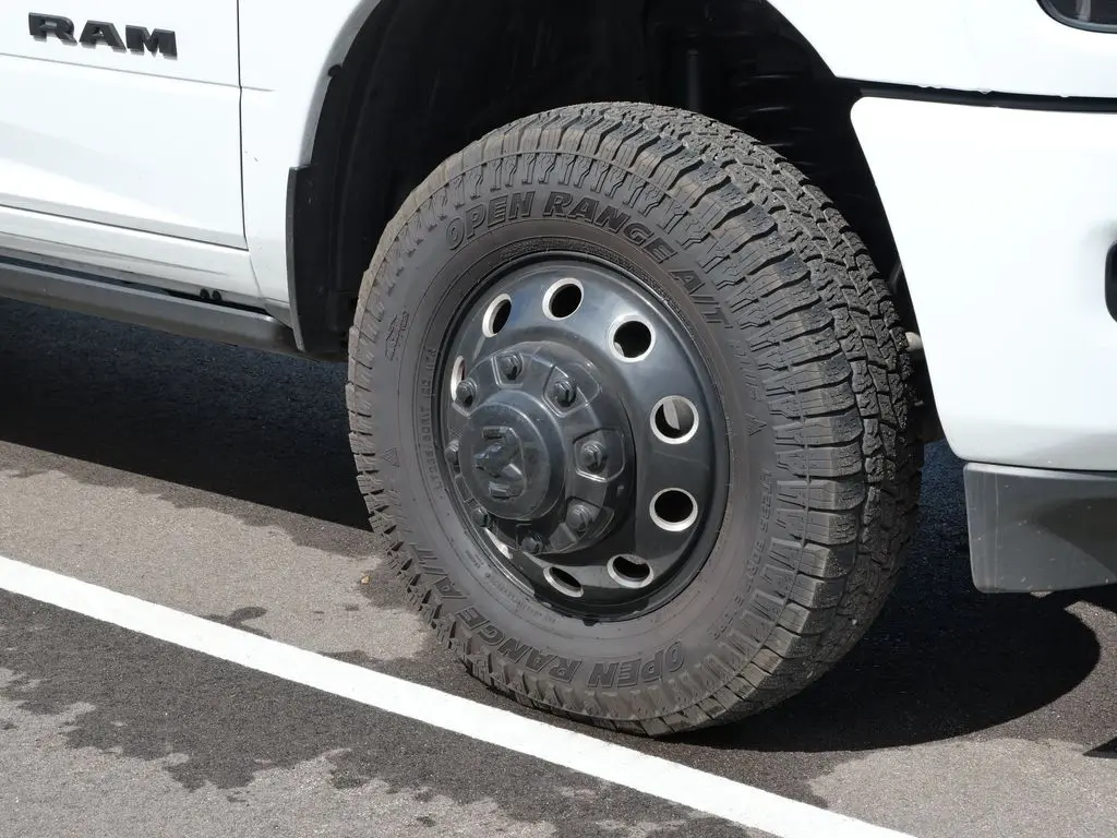 2025 Ram 3500 - $69,348