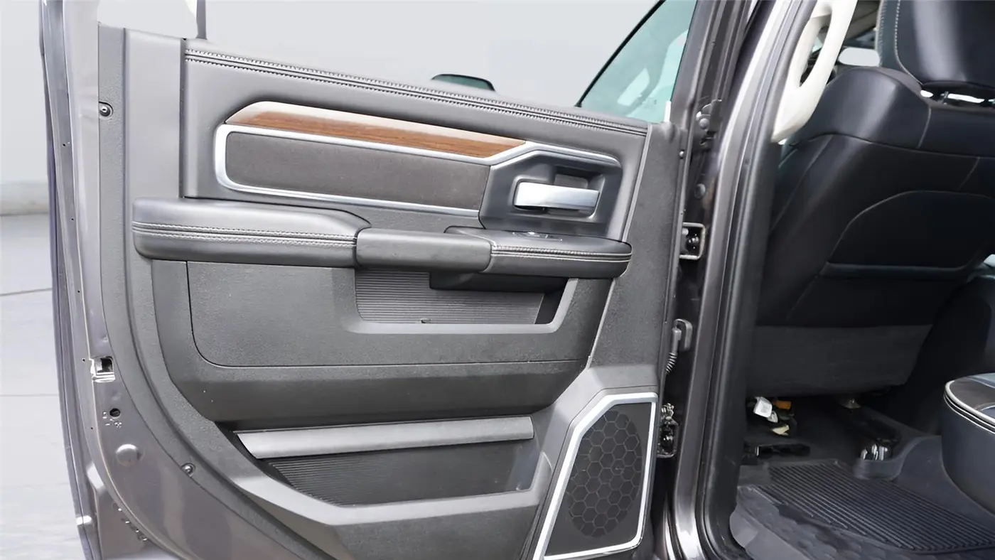 2024 Ram 3500 Laramie