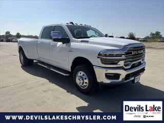 2026 Ram 3500 with Bright White Clearcoat Exterior