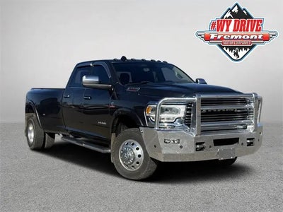 2022 RAM 3500 4X4 Laramie 4DR Crew Cab 8 FT. LB DRW Pickup