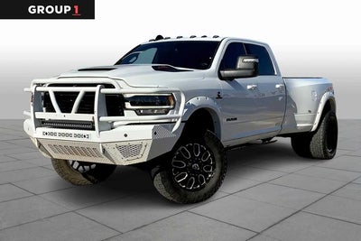 Photo of a 2024 RAM 3500 4X4 Laramie 4DR Crew Cab 8 FT. LB DRW Pickup for sale