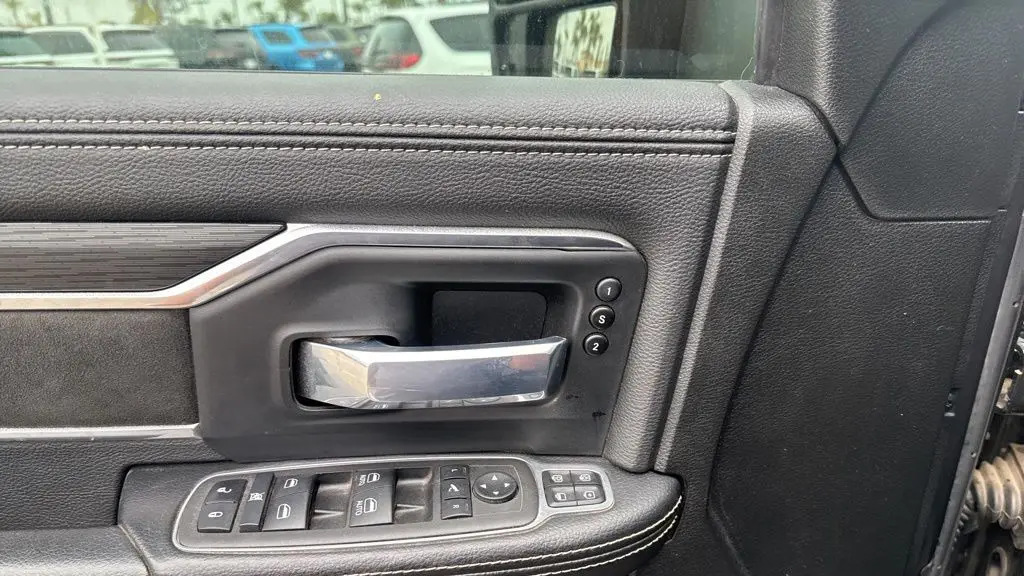 2024 Ram 3500 Laramie