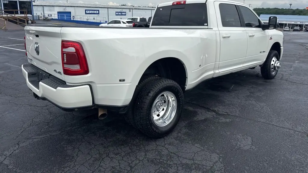 2024 Ram 3500 Laramie