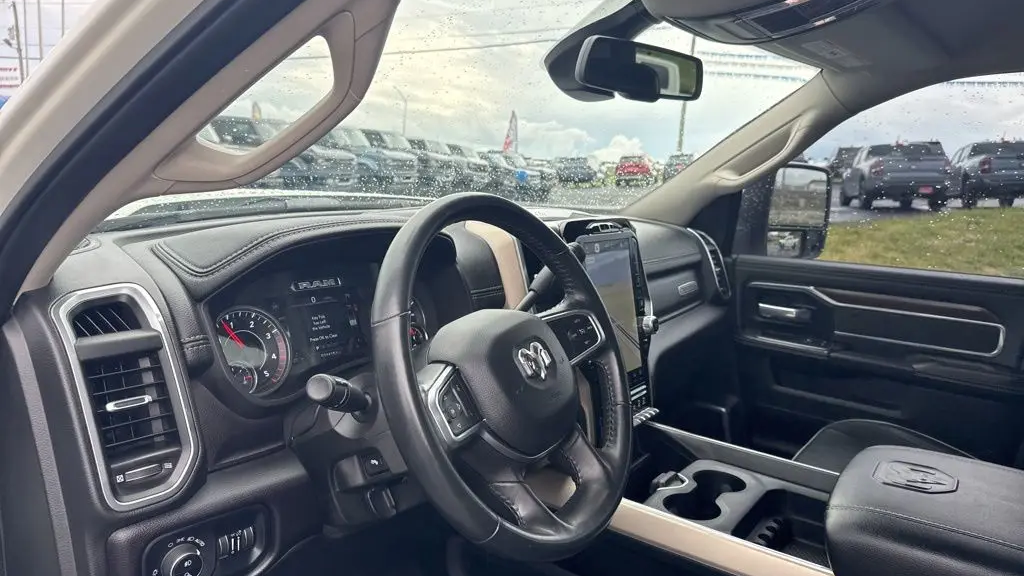 2024 Ram 3500 Laramie