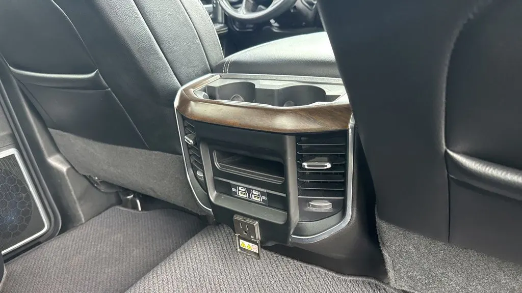 2024 Ram 3500 Laramie