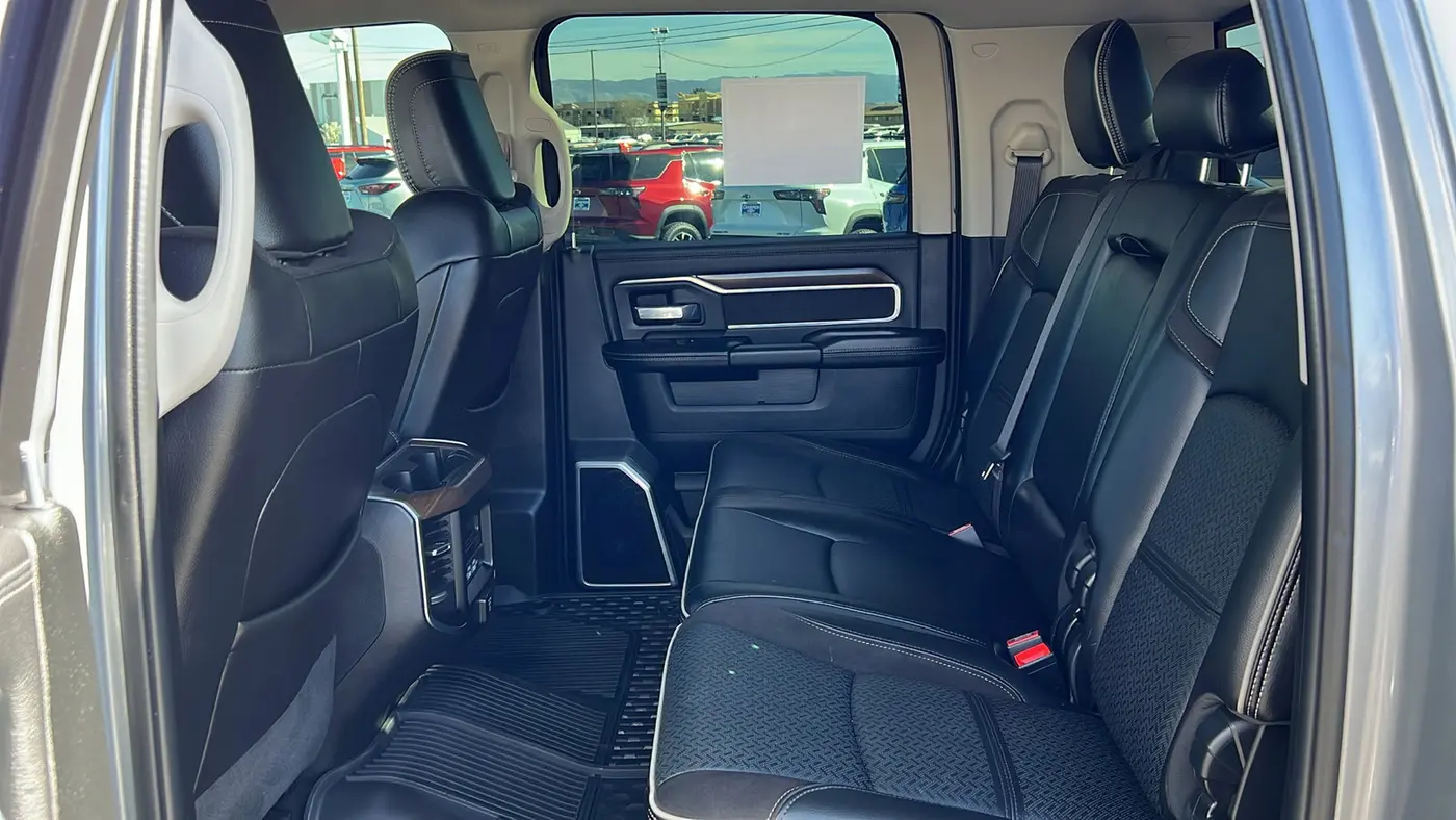 2024 Ram 3500 Laramie