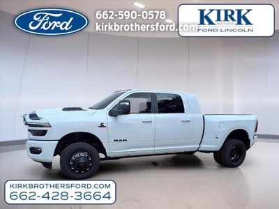 2025 RAM 3500 4X4 Laramie 4DR Mega Cab 6.3 FT. SB DRW Pickup