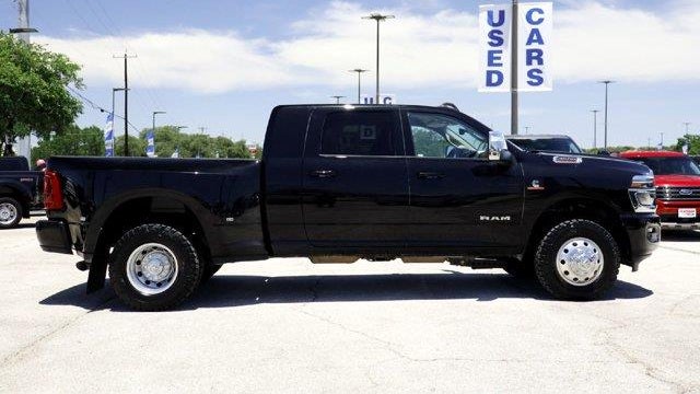 2025 Ram 3500 Laramie