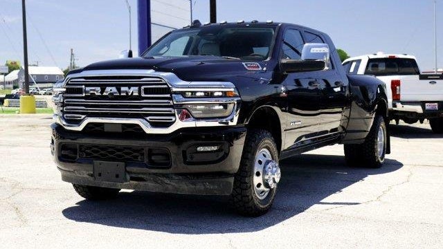 2025 Ram 3500 Laramie