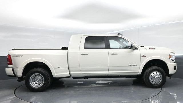 2022 Ram 3500 Laramie
