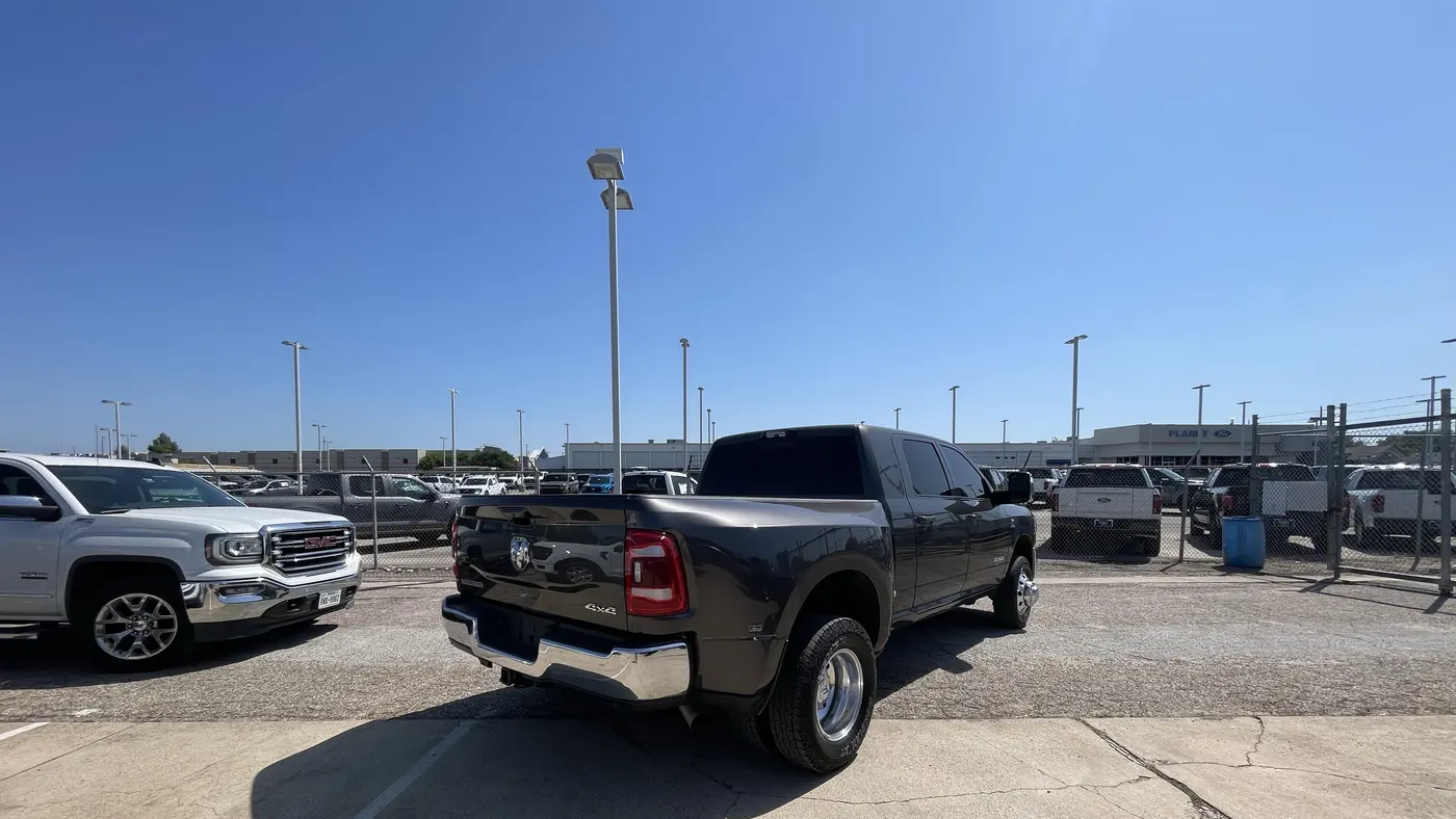 2024 Ram 3500 Laramie