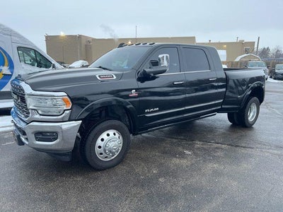 2019 RAM 3500 4X4 Limited 4DR Mega Cab 6.3 FT. SB DRW Pickup