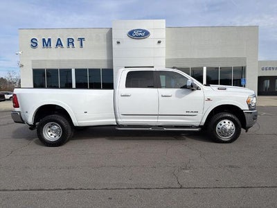 2022 RAM 3500 4X4 Limited 4DR Crew Cab 8 FT. LB DRW Pickup