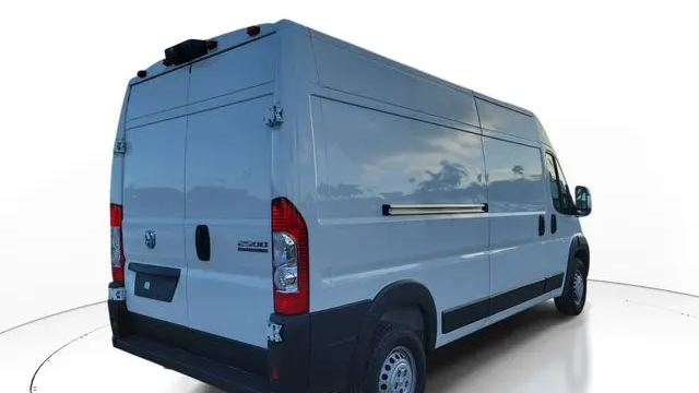 2025 Ram ProMaster SLT+ 2500