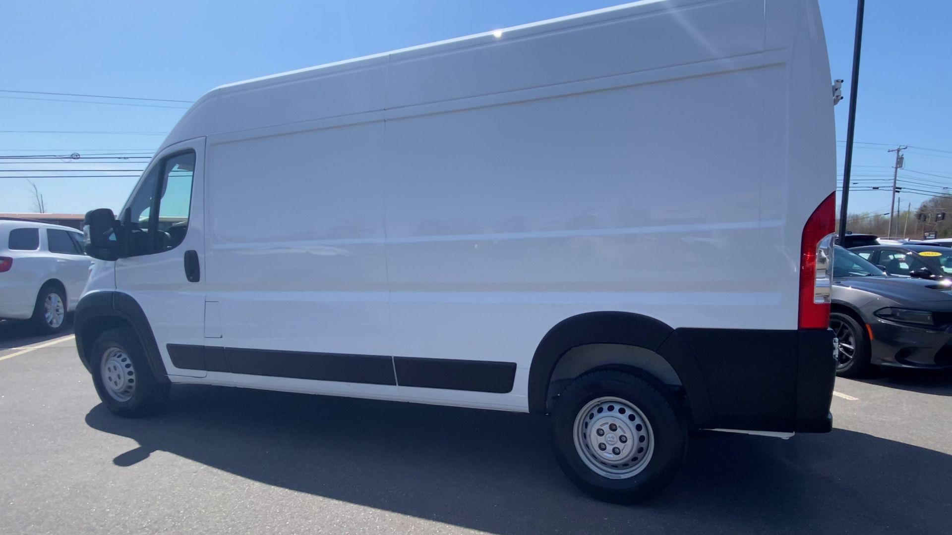 2024 Ram ProMaster SLT 2500