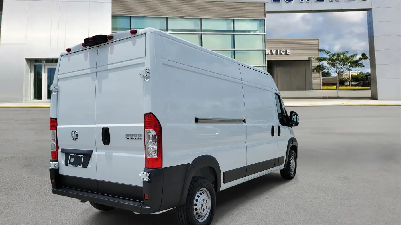 2026 Ram ProMaster SLT+ 2500