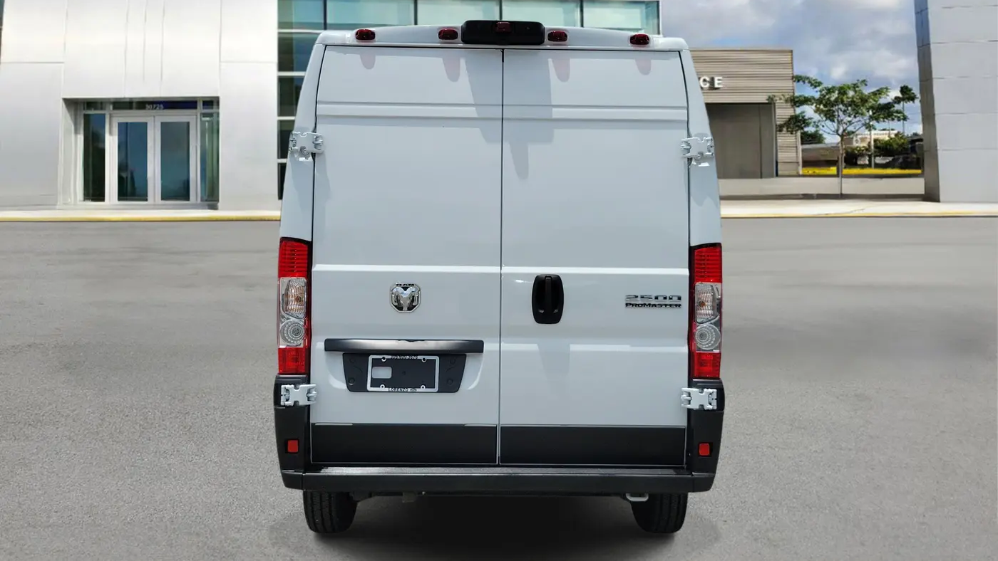 2026 Ram ProMaster SLT+ 2500