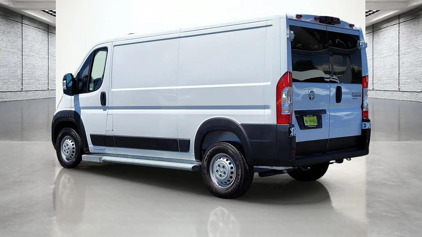 2025 Ram ProMaster SLT+ 2500