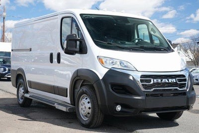 2023 RAM Promaster 2500 136 WB 3DR Low Roof Cargo Van