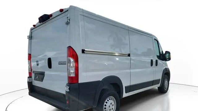 2025 Ram ProMaster SLT 2500