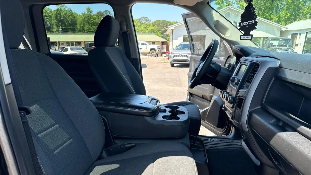 2022 Ram 1500 Classic Tradesman